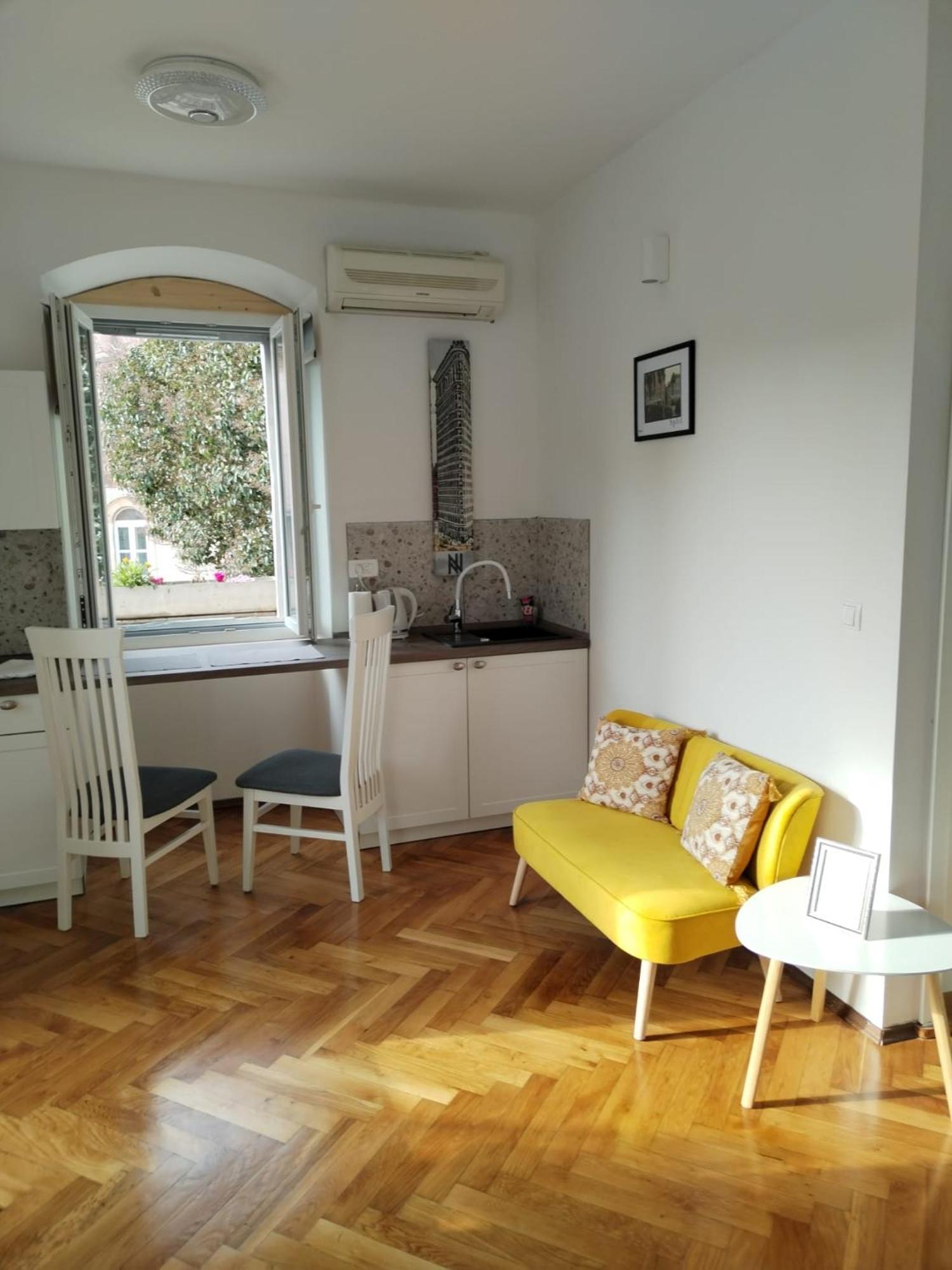 Sunny Terrace Leilighet